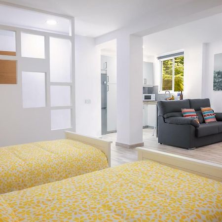Apartamentos Los Laureles Los Llanos De Aridane Luaran gambar