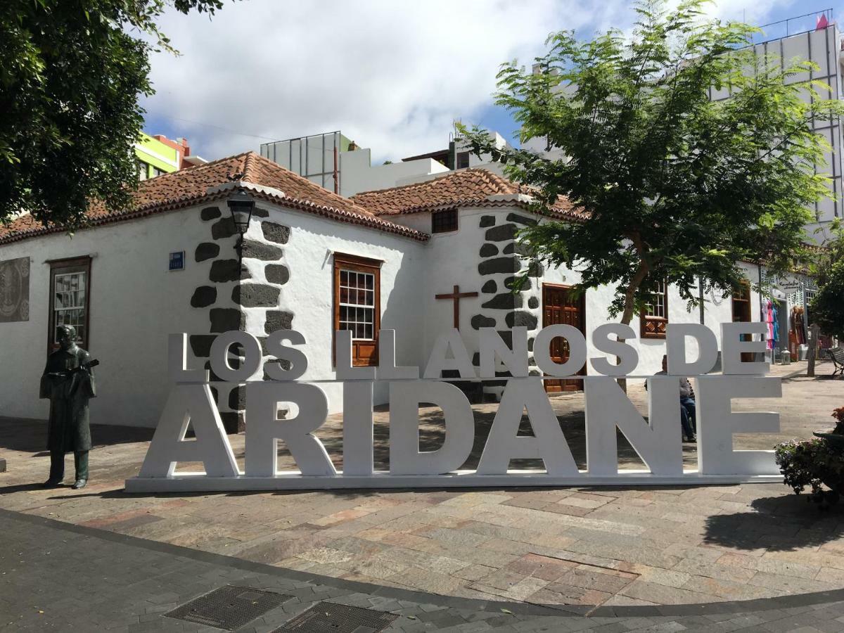 Apartamentos Los Laureles Los Llanos De Aridane Luaran gambar